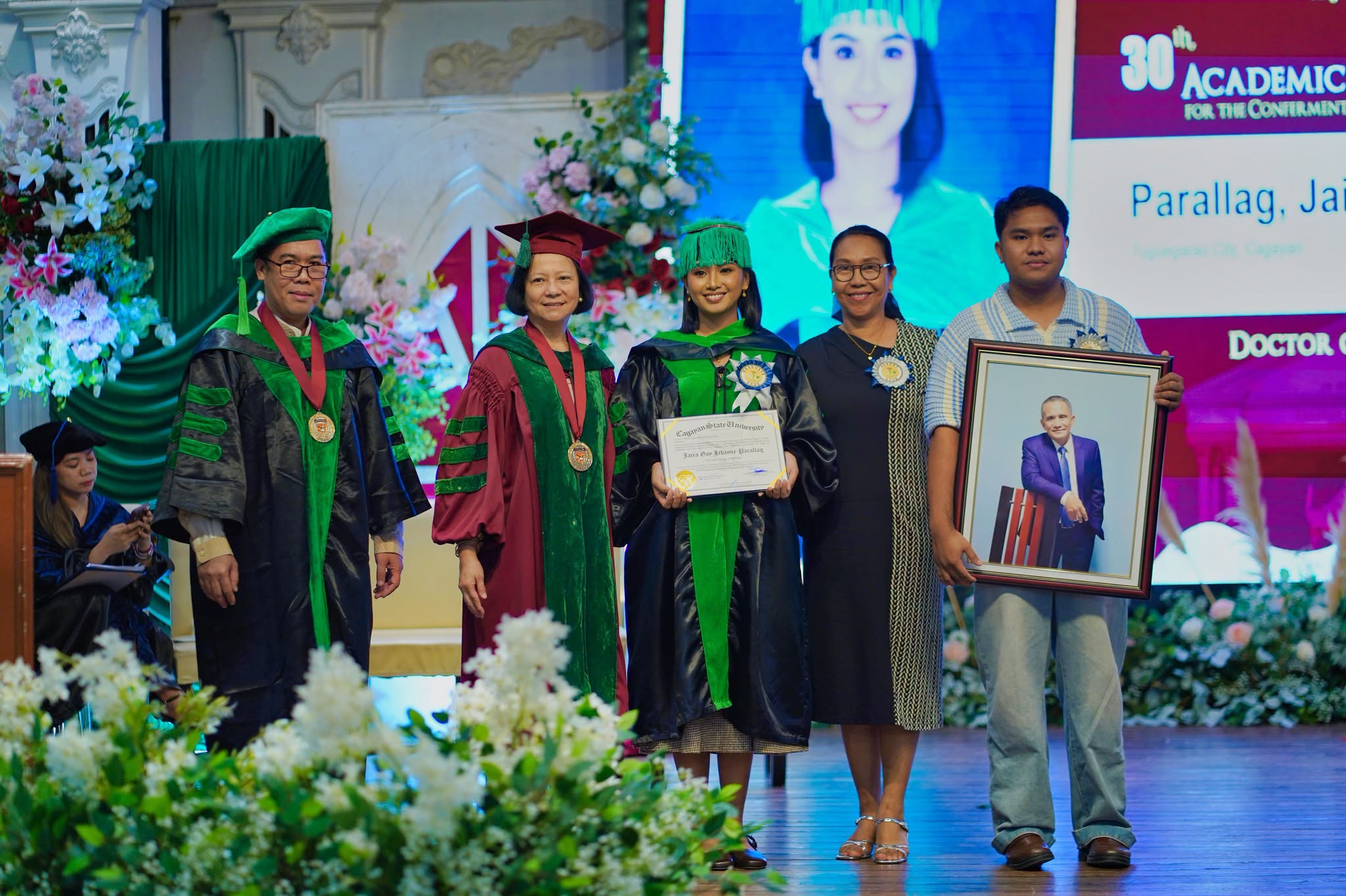MEDICINE-GRAD-PHOTOSET photo 5